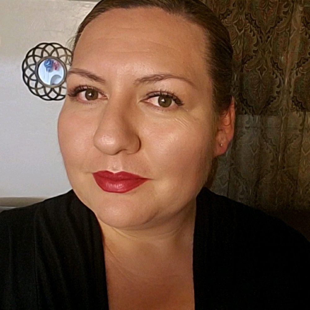 Meet your Posher, Josefina